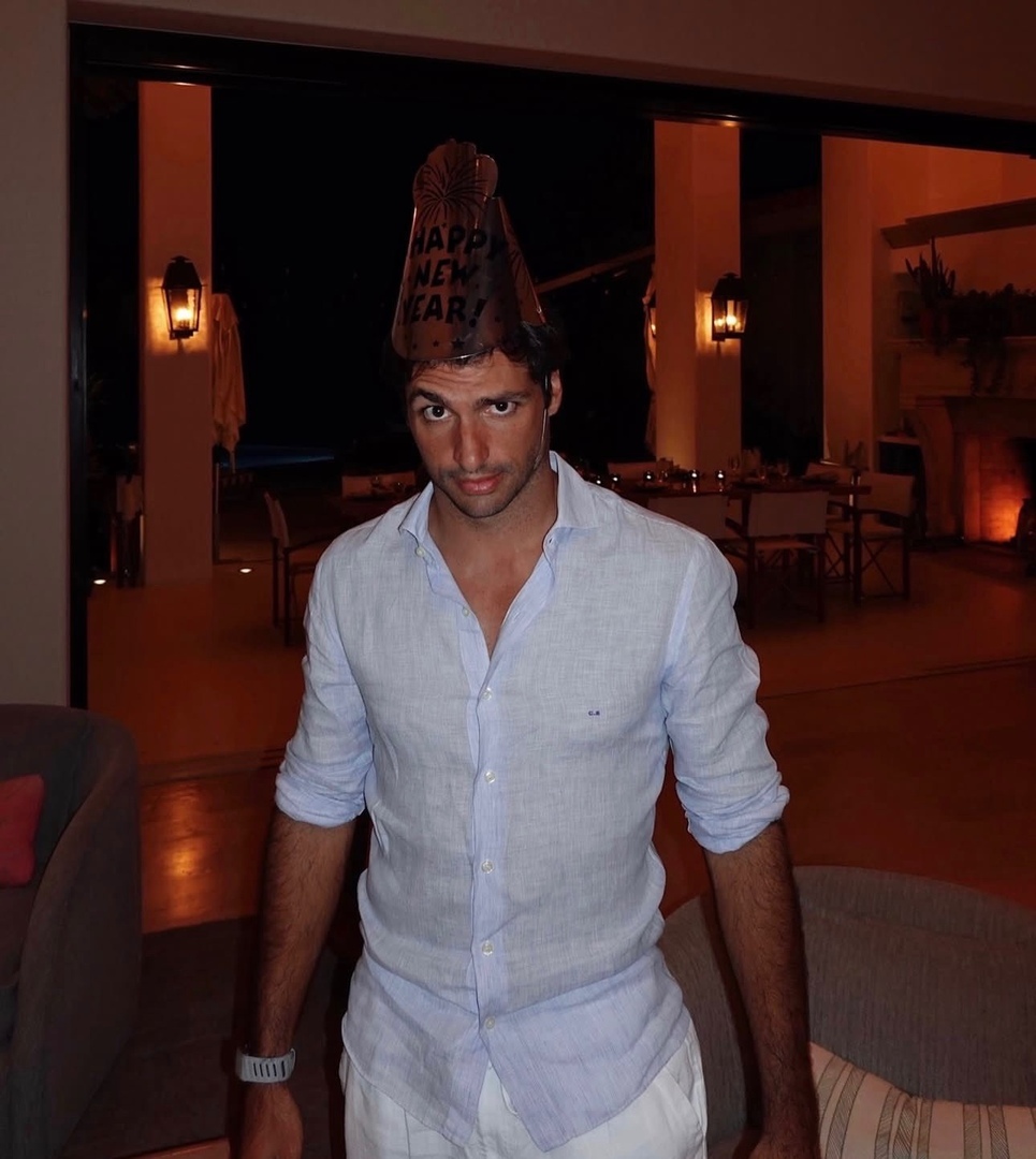 Woodsy Corner. tweet media