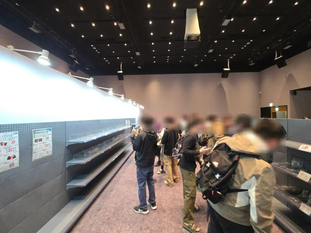 Louie™ tweet media