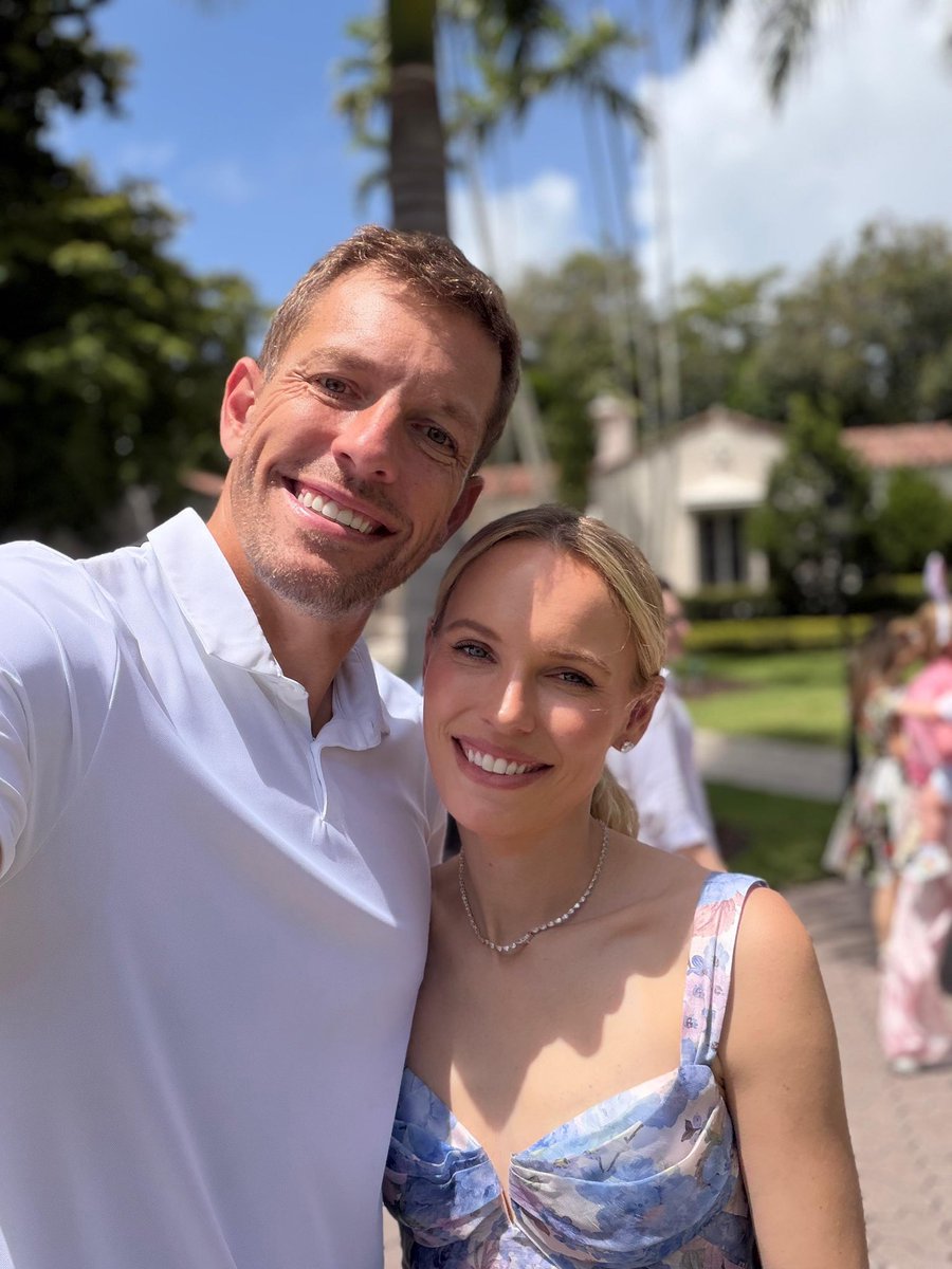 CaroWozniacki's tweet photo. Happy Easter!🐣❤️ https://t.co/JCDTy0W6j3
