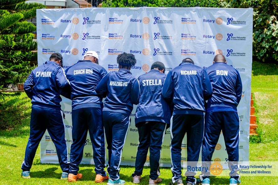 Rotaryfitness's tweet image. Thanks to the  Exco committee   members  for their  dedication  to service and ensuring  that the fellowship  was recognized. 
#stayRotary 
#Stayhealthy 
#stayfit 
#RotaryEyamba