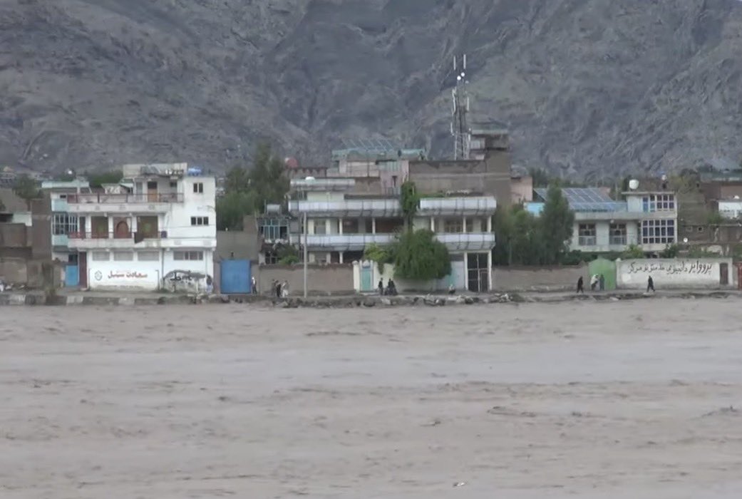 assemmayar1's tweet image. Floods continue to devastate #Nangarhar, &amp;amp; high‑resolution satellite imageries are delayed due to the conflict with Iran.
I urge UN agencies to request @CopernicusEMS rapid mapping to identify affected communities &amp;amp; facilitate #emergency aid.
@OCHAAfg @EUinAfghanistan @eu_echo