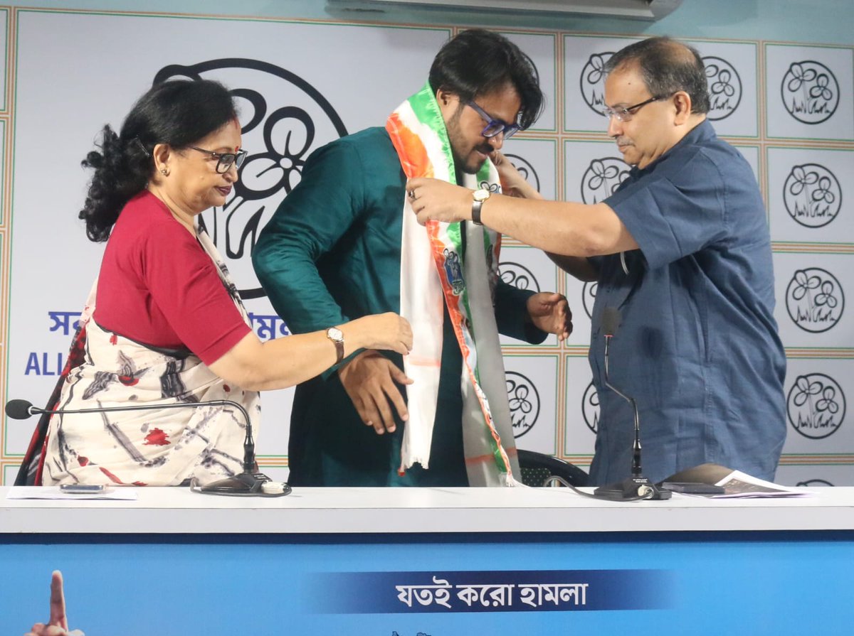 Today, in the presence of Smt. <a href="/Chandrimaaitc/">Chandrima Bhattacharya</a> and Shri <a href="/KunalGhoshAgain/">Kunal Ghosh</a>, Anirban Banerjee joined the Trinamool Congress family.

An experienced lawyer and public figure, he brings with him a strong commitment to people's right and to democracy.

We extend a warm welcome to him
