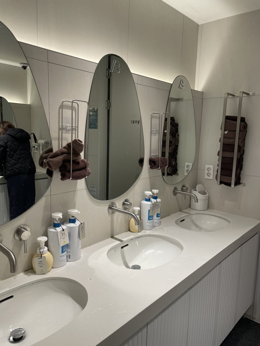 ｱﾃﾞﾘ tweet media