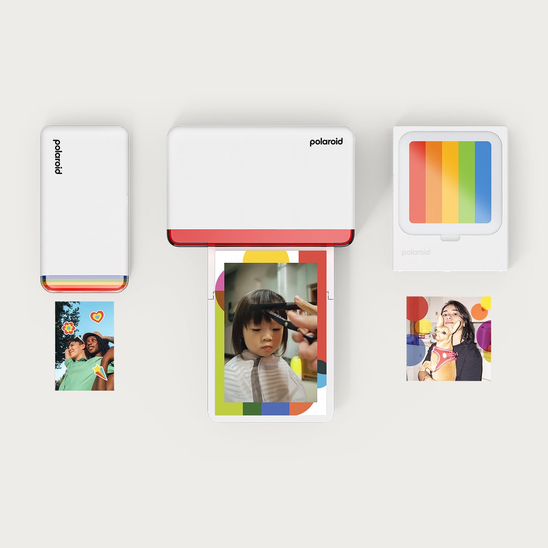 Polaroid's tweet image. Life is not made for pixels. The Polaroid Hi-Print 3×3 Printer joins the Hi-Print family, turning your favorite shots into high-quality square prints: perfect for journaling, sharing, or showing off. 

#PolaroidHiPrint