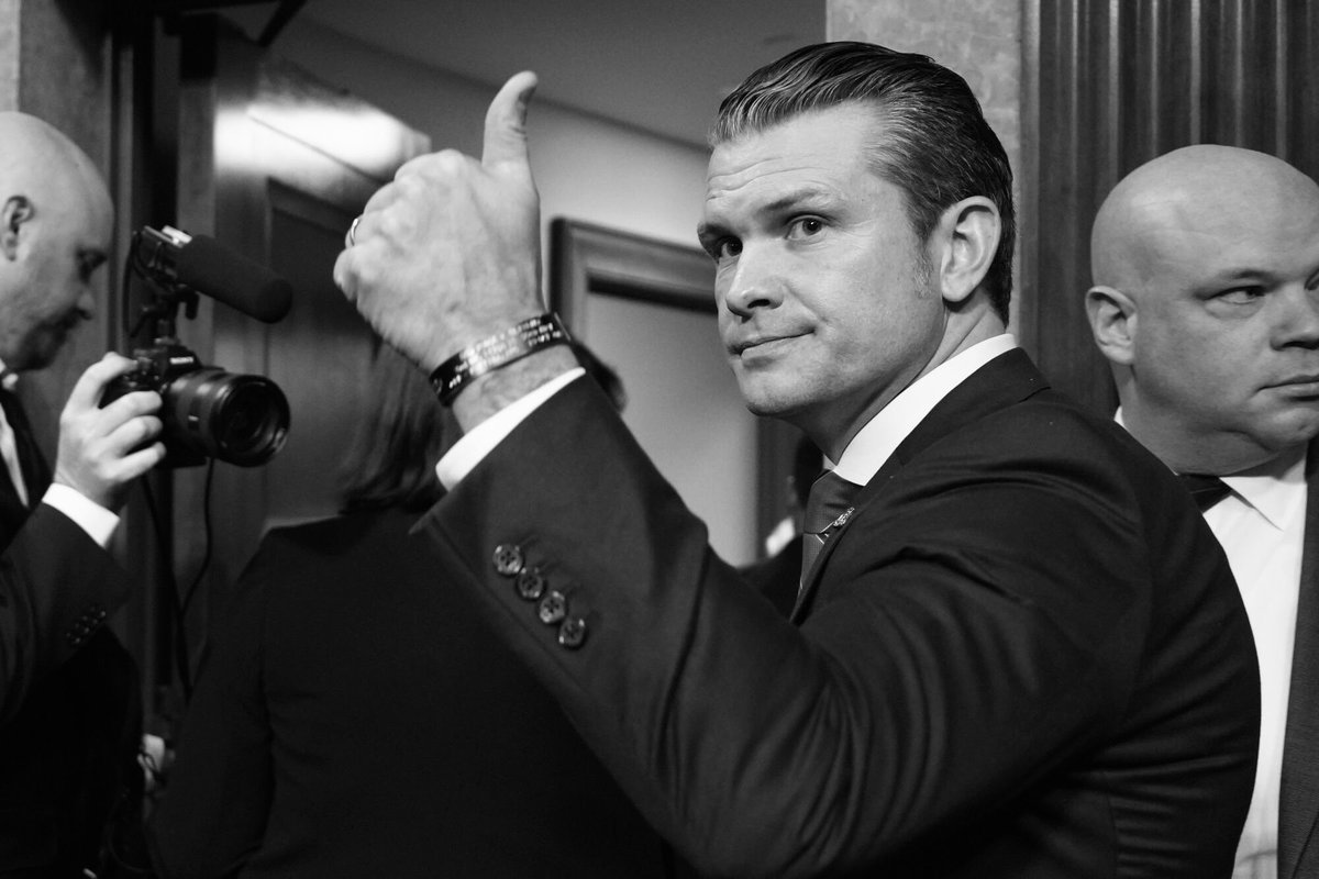 شهریار tweet media