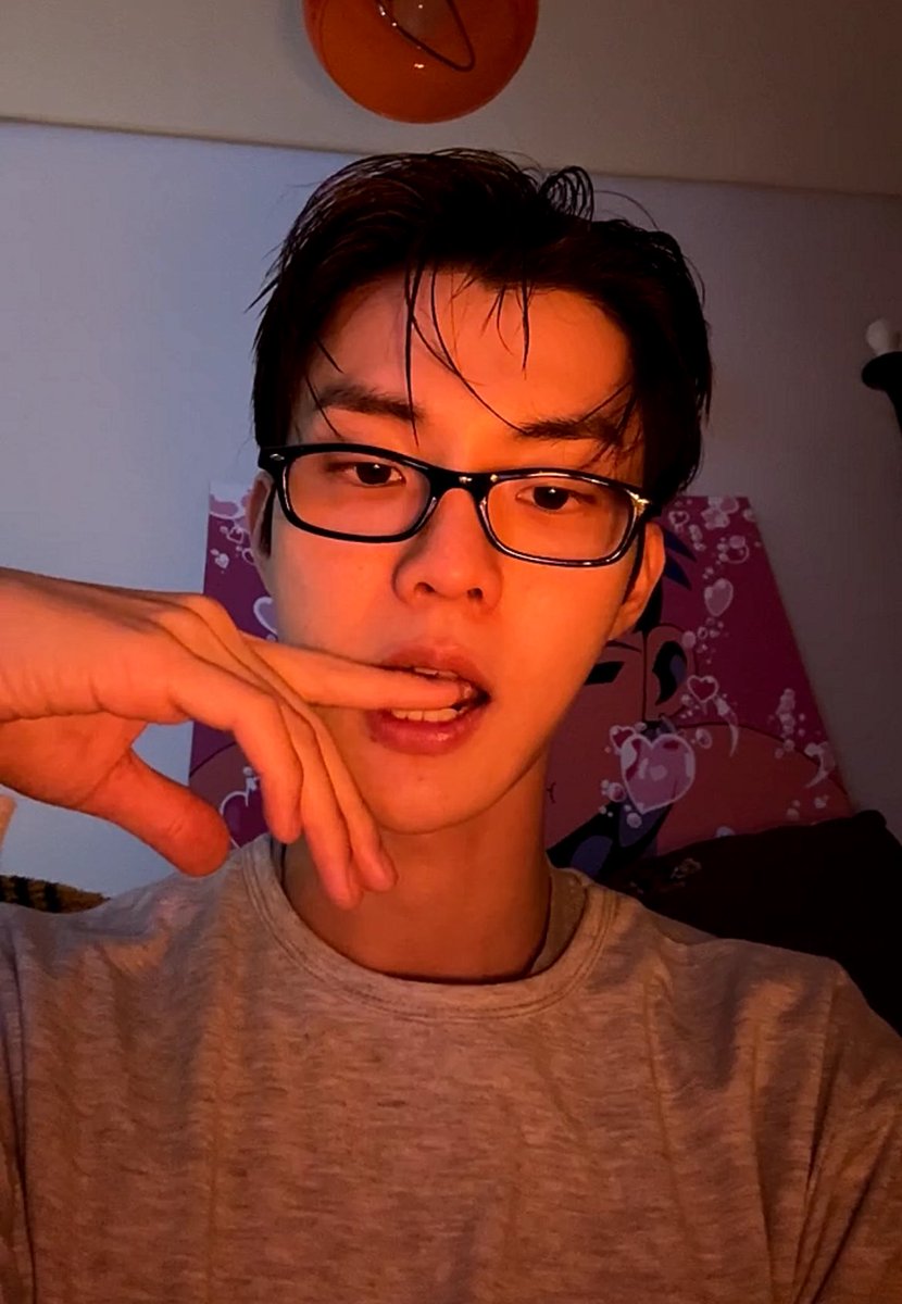 𖣂7th year: sox. ¹¹ | semi ia tweet media