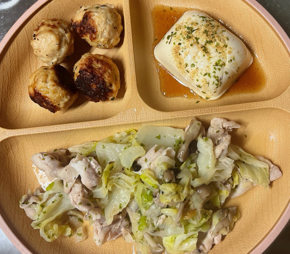 あいﾁｬｿ tweet media