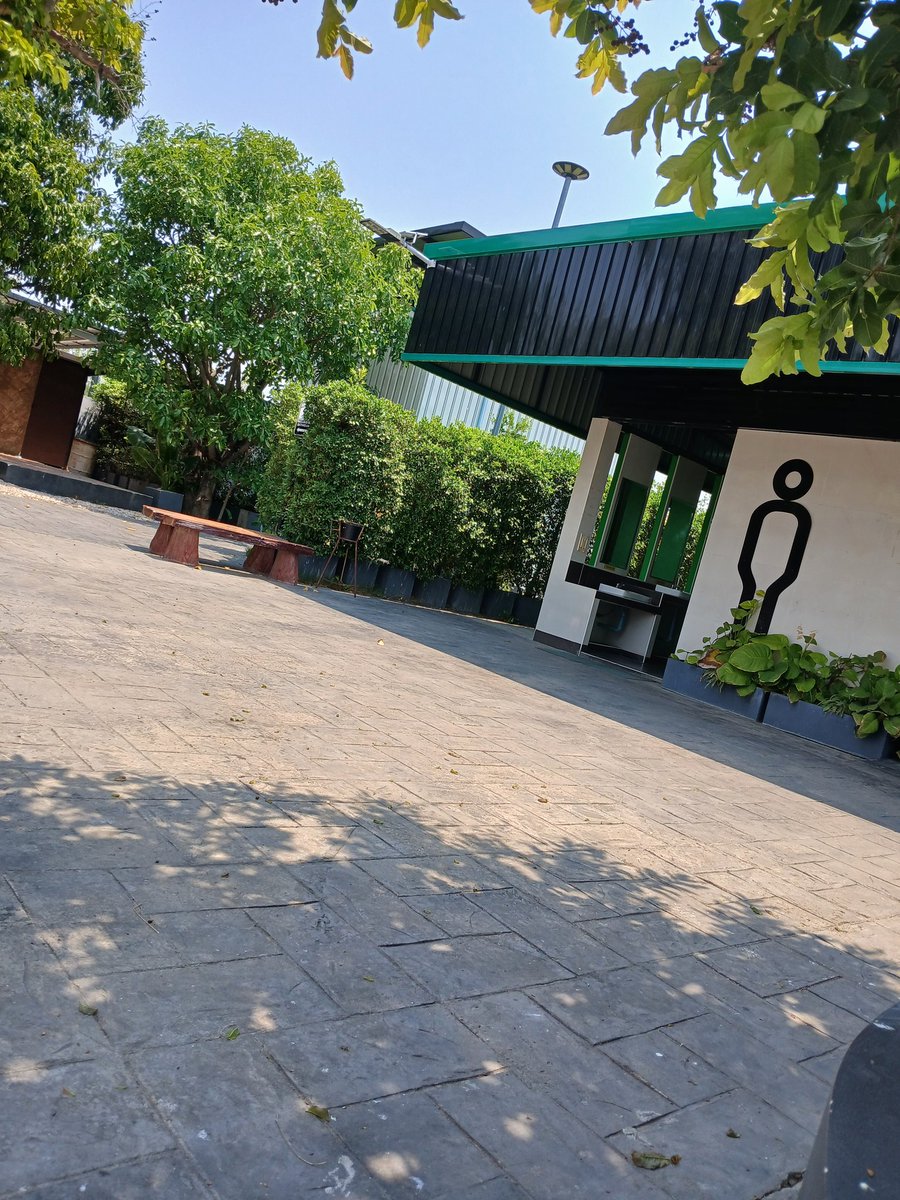 เหรียญยังมีสองด้าน tweet media