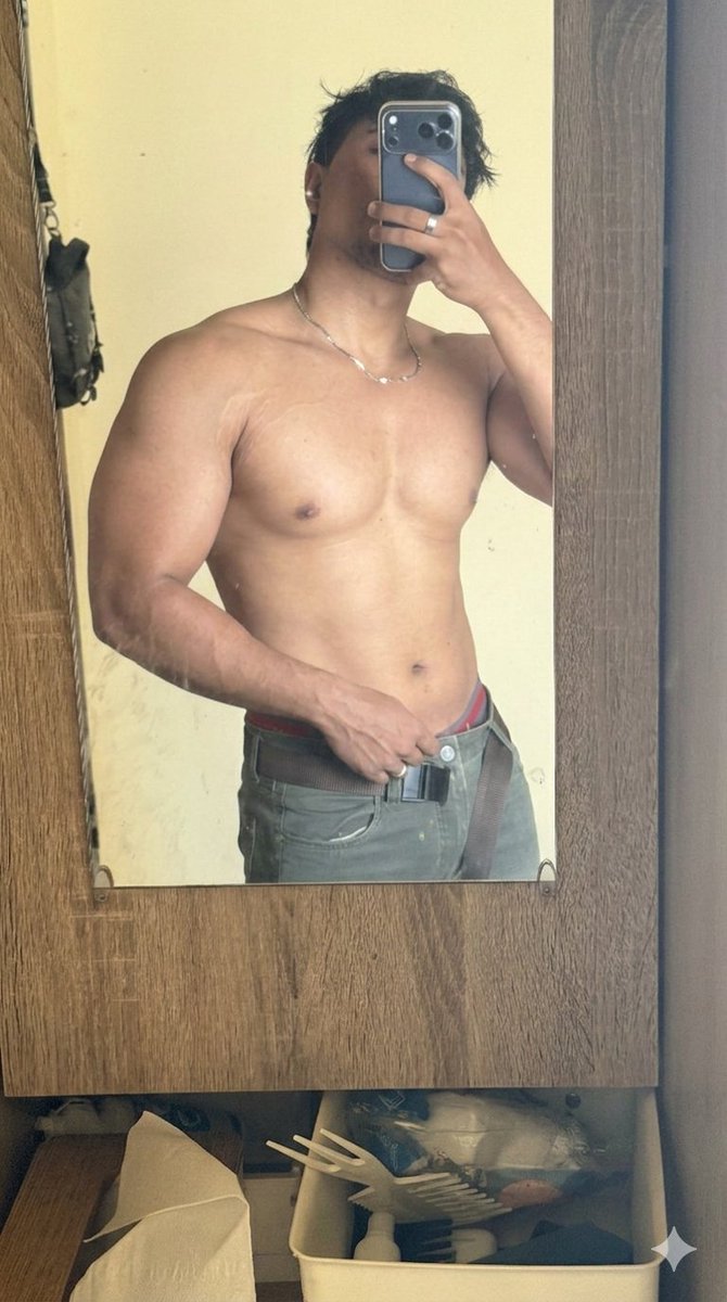 pahlawan bertopeng tweet media