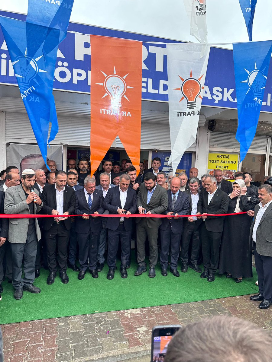 AK Parti Batman tweet media