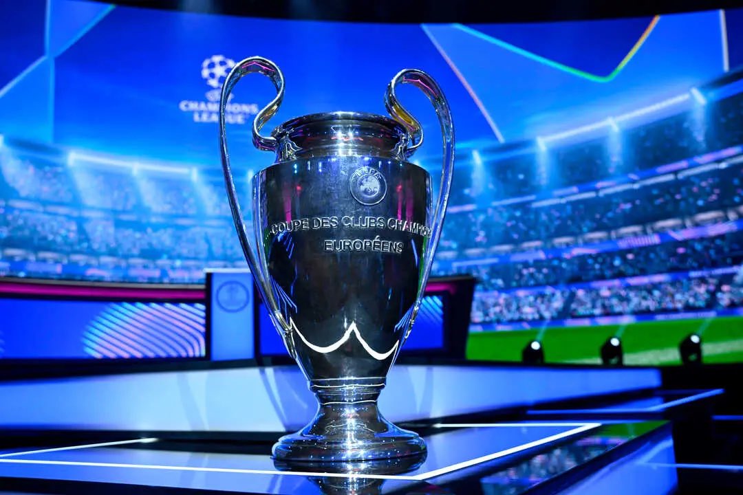 Area88ok's tweet photo. ¡Todo el deporte está en #Area88 por @radioactiva_ec, hasta las 10:00!

#UCL #Sudamericana #Libertadores y mucho más del deporte, ahora!!

📻 88.5FM CUE | 103.3FM GYE
🌍 https://t.co/svTuzeHiM5
📱 0987175788 https://t.co/hCfaBVQ8vA
