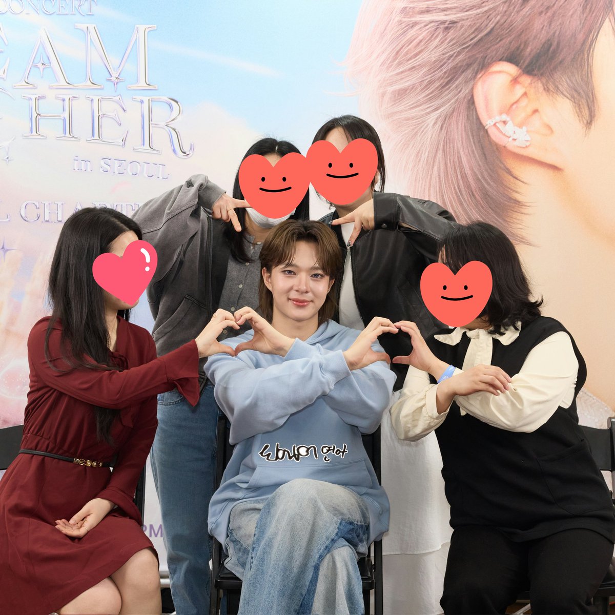 yuna220421's tweet photo. 누뉴만 바라본 이틀🥰🧡

#NuNew1stConcertInSeoul
#NuNew1stConcertInSeoulD1
#NuNew1stConcertInSeoulD2
#NuNew #NanaNu @CwrNew https://t.co/PnerOUAvWz