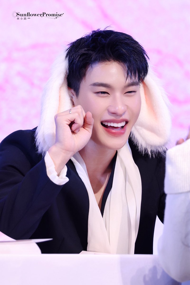 PromiseToRoad's tweet image. 📅「𝟮𝟲𝟬𝟯𝟮𝟭」

White Rabbit🐰

🚗ˎˊ˗⁀* @TOTOGABACK ⸝⸝⸝⸝🦌⋆꙳⊹🌻⋰

OFFROAD FANSIGN IN SHANGHAI
#OFFROADinSHANGHAI2026 
#ออฟโรด #offroadKTP