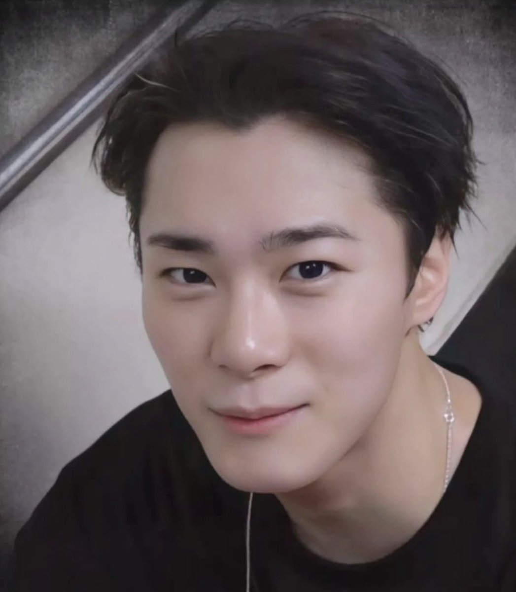 그냥,
보고싶어서 그래

#문빈 #MOONBIN