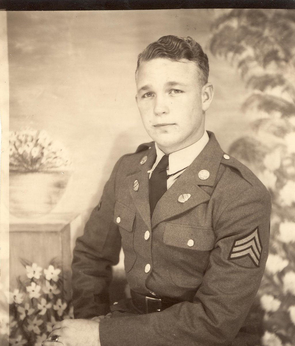 Oui Think tweet media