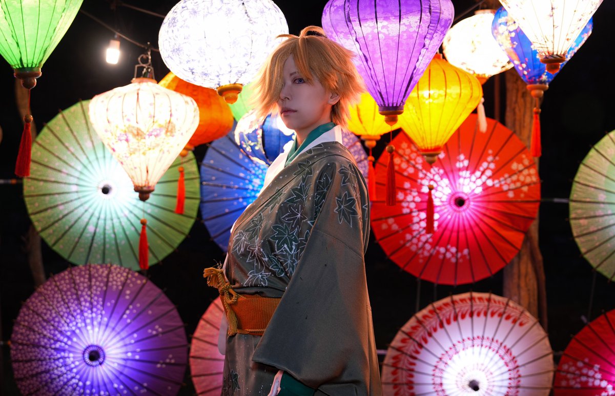 みこと tweet media