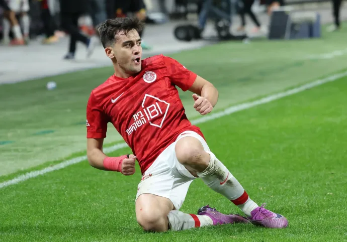 Roi Zaga tweet media