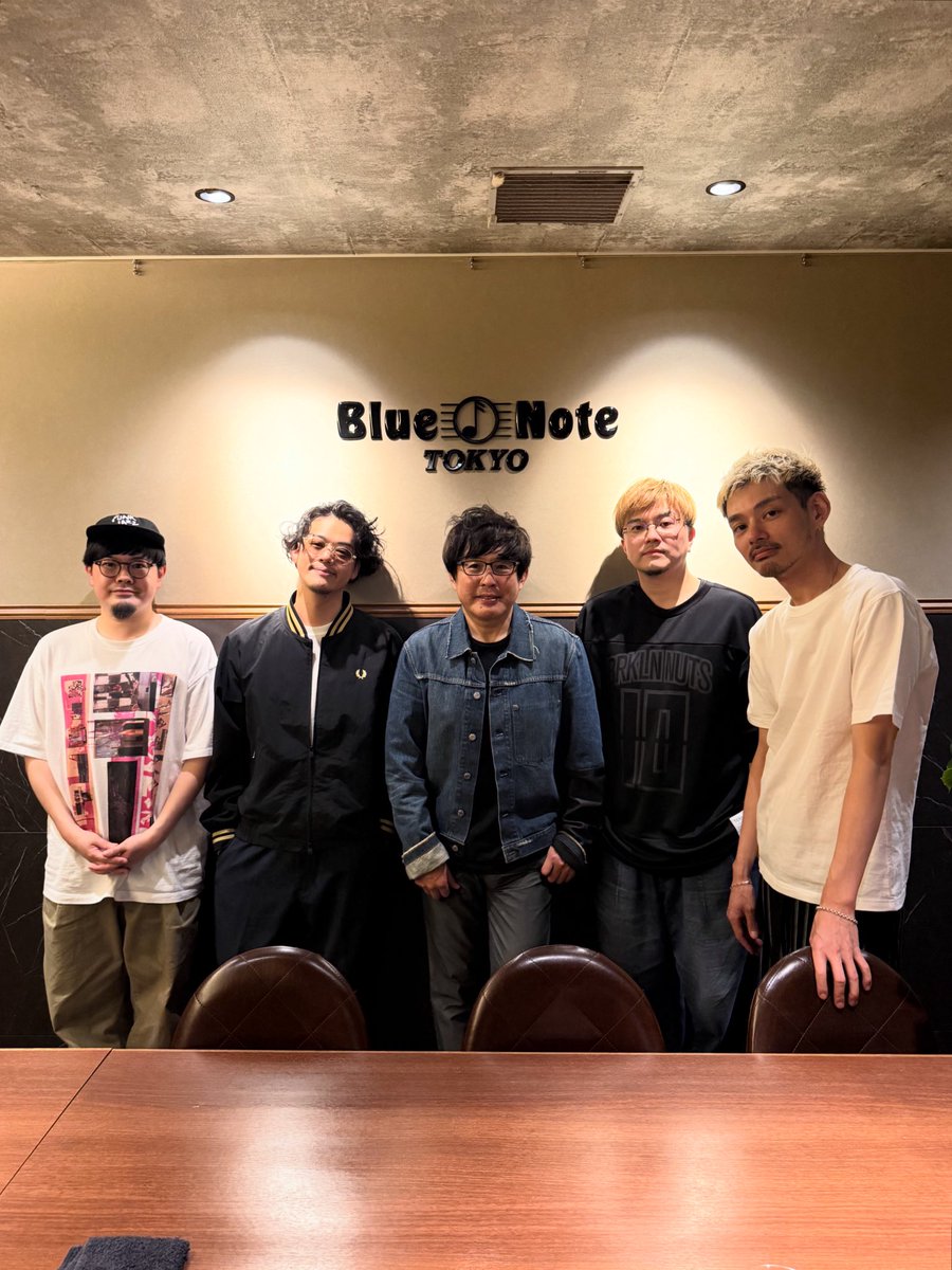 LAGHEADS tweet media