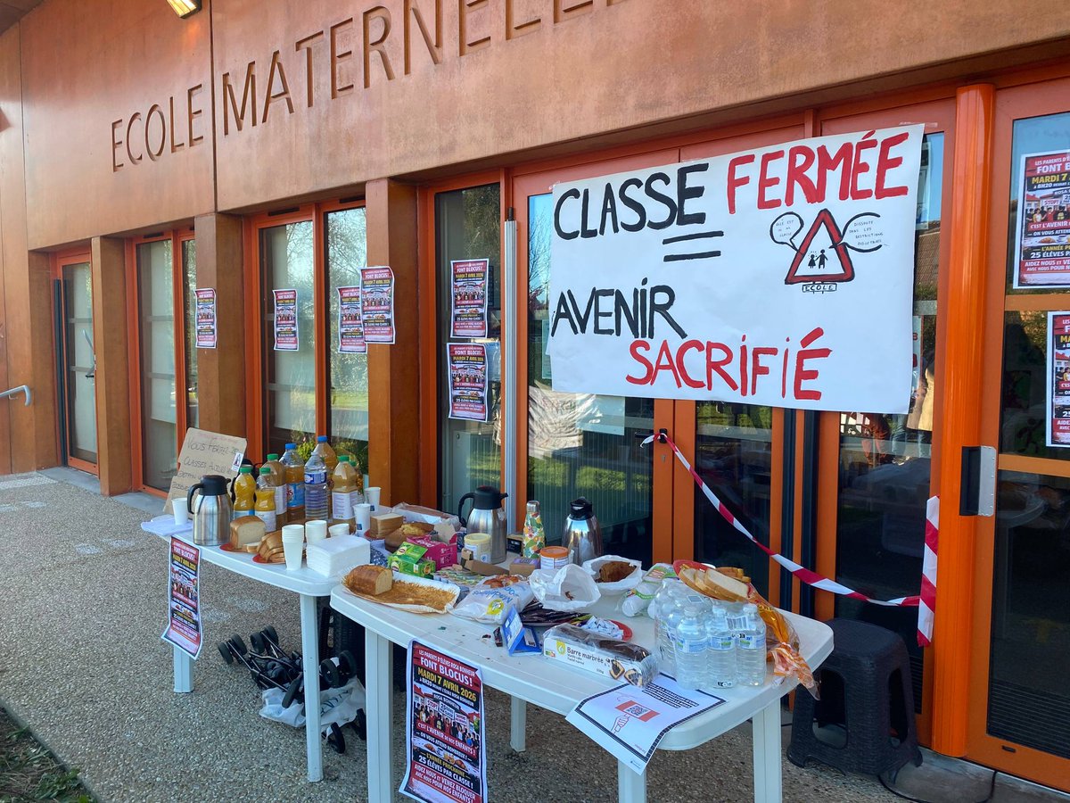 ZahiaHamdane's tweet photo. Ce matin à l’école Rosa Bonheur en soutien aux enseignants, parents et élèves contre la fermeture d’une classe ! 

Partout dans l’académie d’Amiens, la saignée continue. Toujours moins de professionnels, moins de moyens. 
Notre bien commun, l’éducation nationale, est affaibli ! https://t.co/6VAnYzaGQO