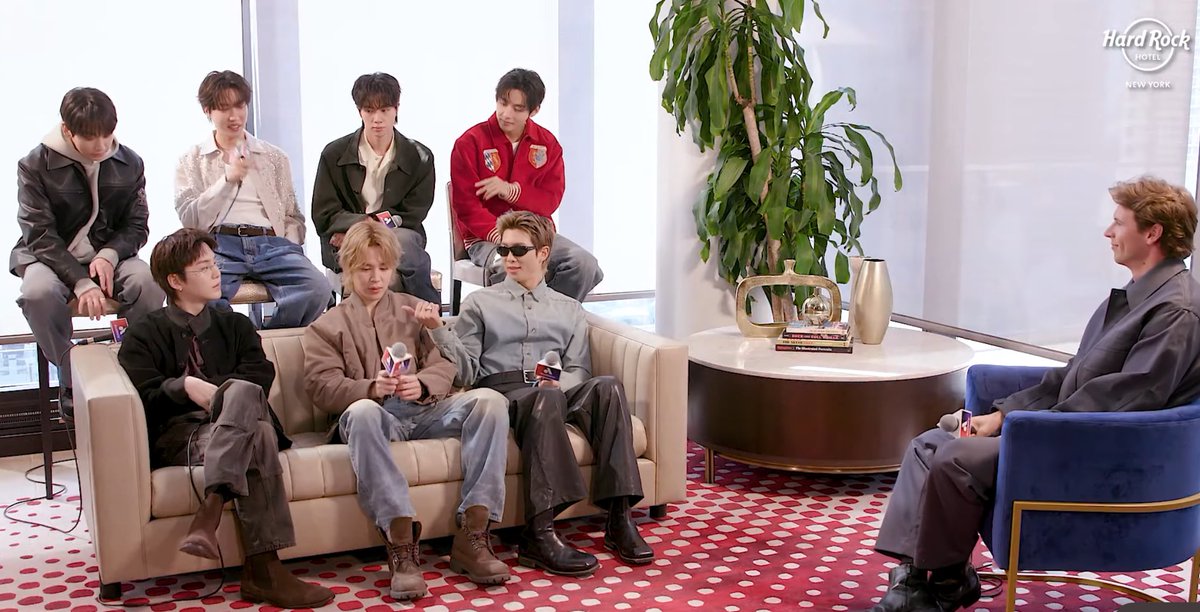 K⁷ | ⊙⊝⊜ tweet media