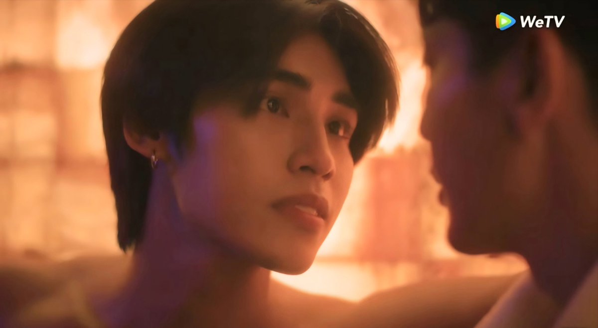 gui of silom 👮‍♂️ tweet media