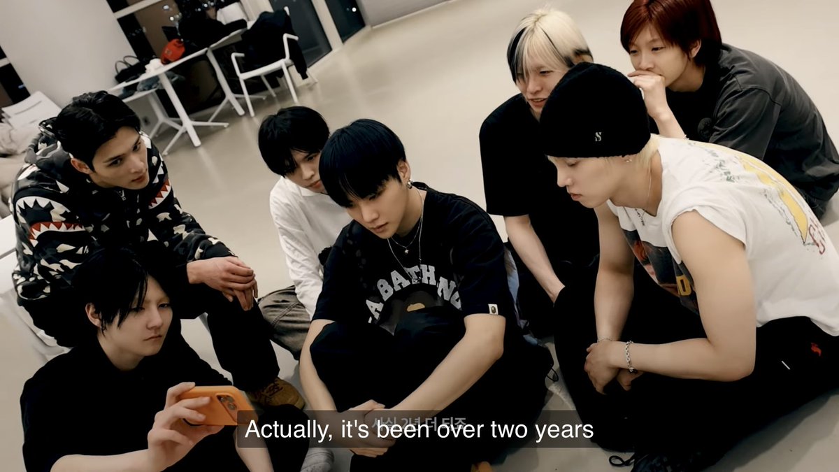 &☾𖤓 tweet media