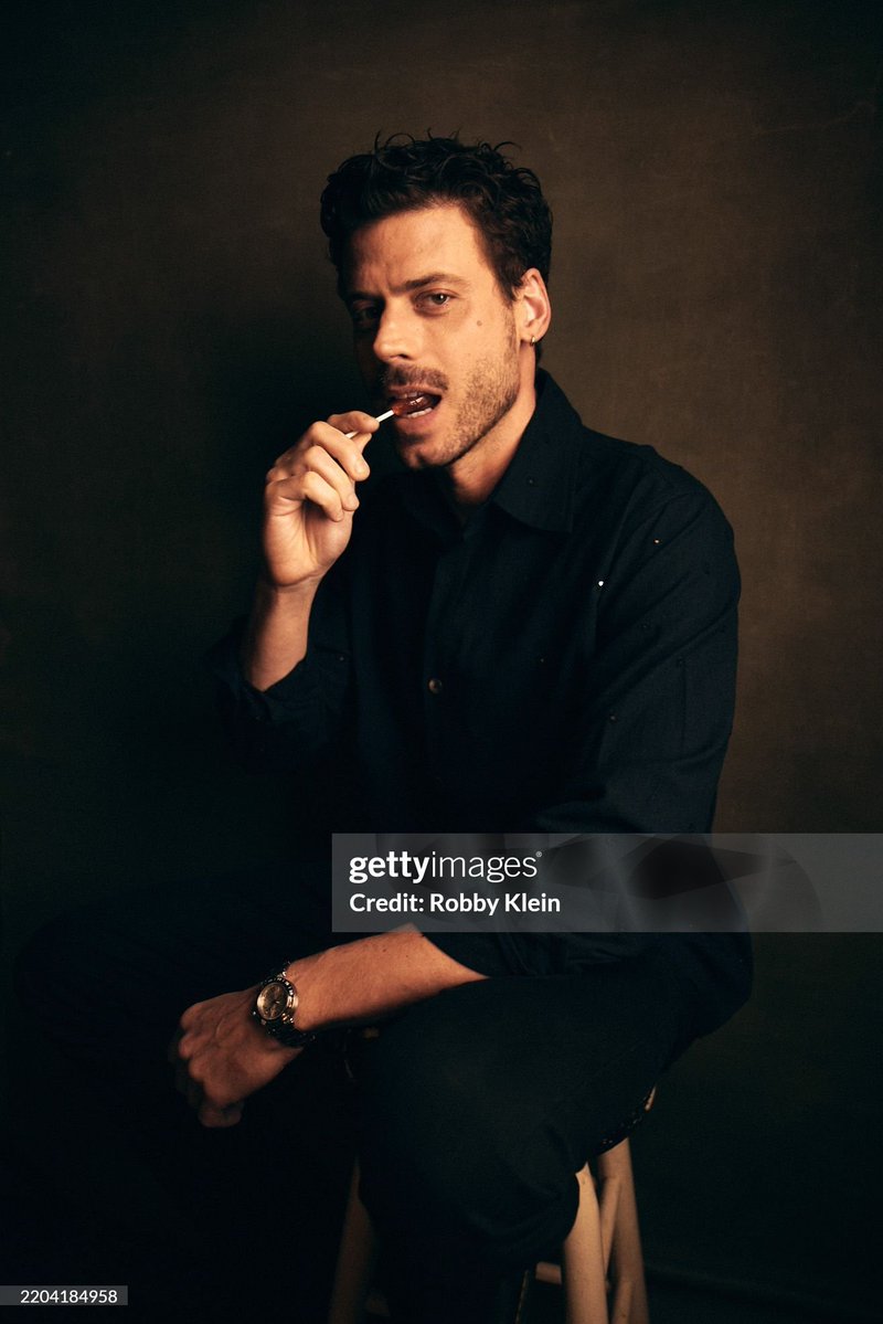 François Arnaud Pics tweet media