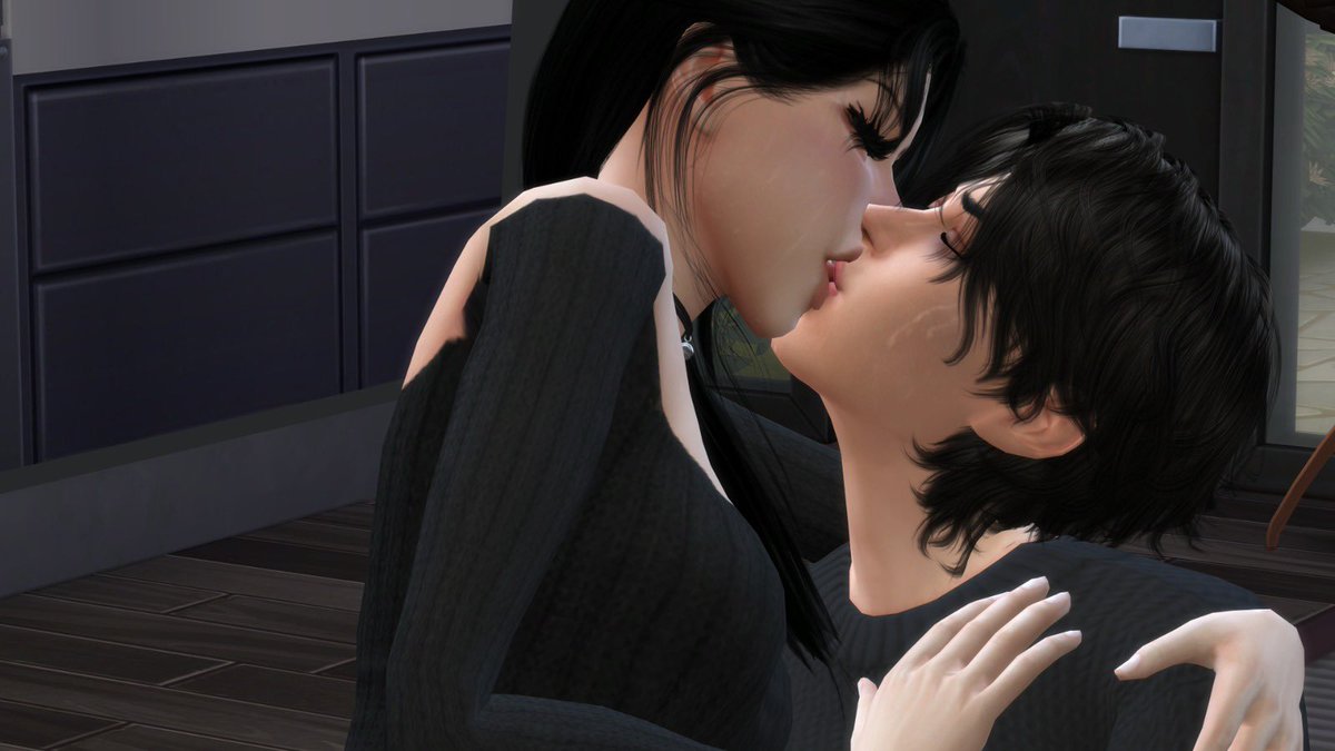 sims gravescest ⚰️ tweet media