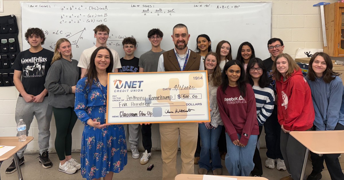Congrats to our Classroom Glow Up Challenge Winner, Elizabeth Dessoye,  from Riverside Elementary School West and runner-ups, Megan O'Rourke from Mid Valley School District and Anthony Rennekamp from Dunmore Jr./Sr. High School!
#financialliteracymonth #netcares 📚💙