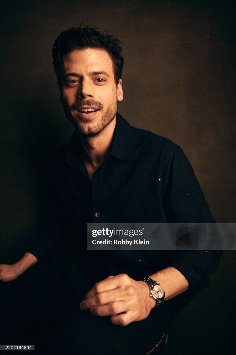 François Arnaud Pics tweet media