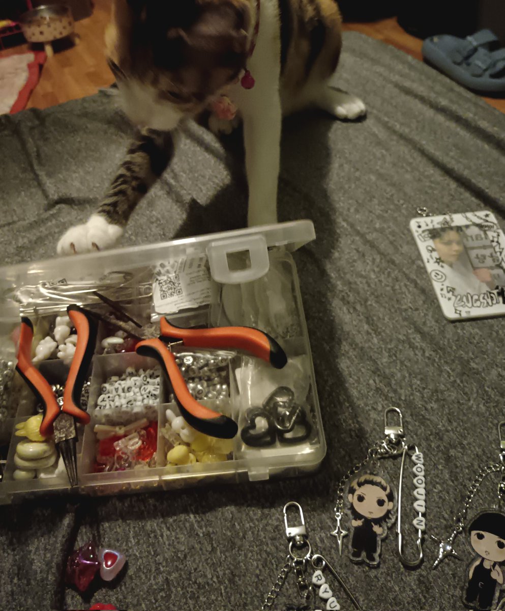 angel will be seeing trejo! 🪽 tweet media