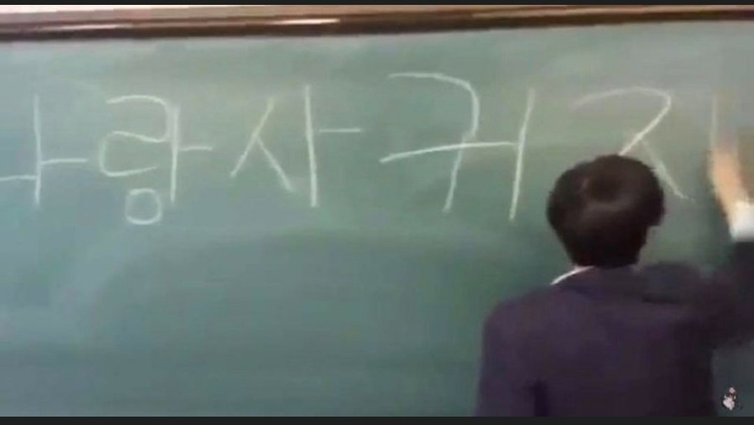 오보챤 tweet media