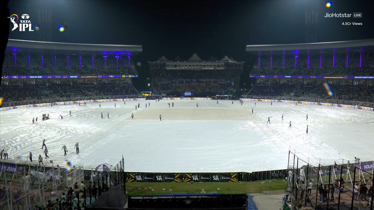 Selfless⁴⁵ tweet media