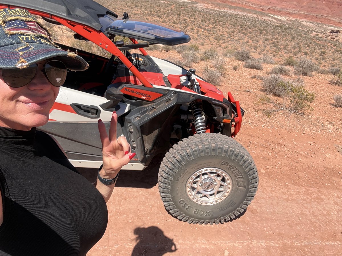 Rachel Aziani tweet media