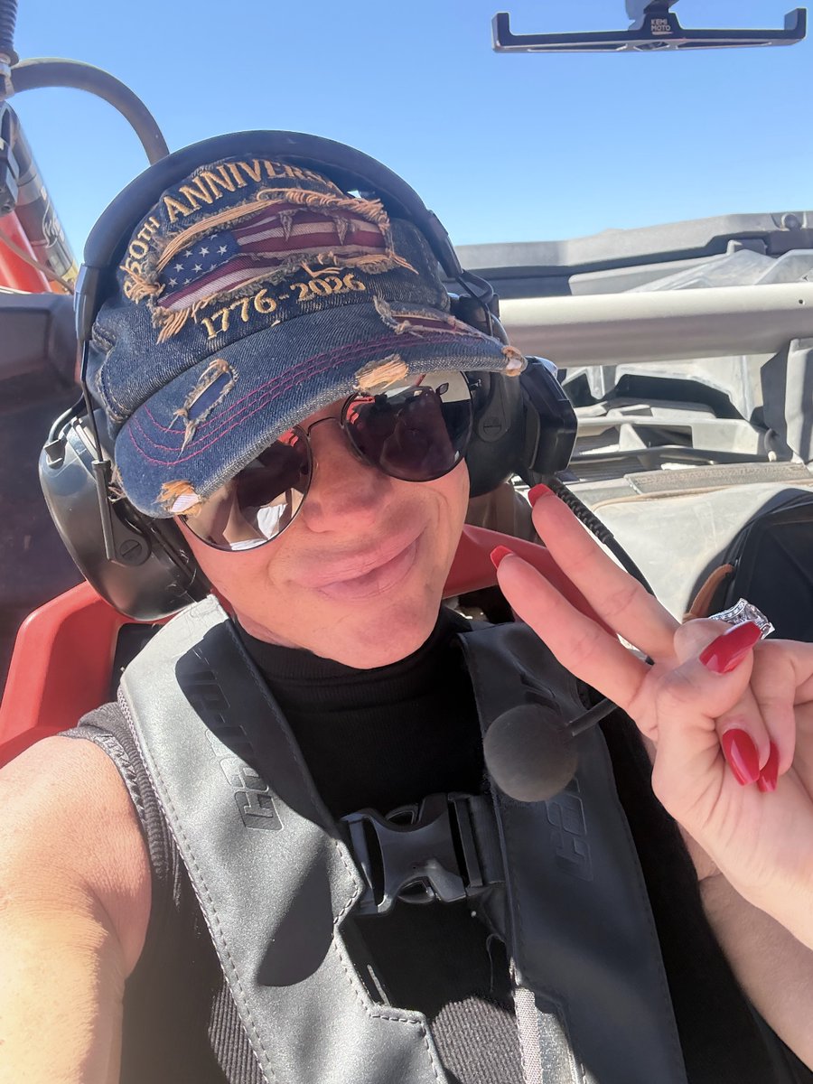 Rachel Aziani tweet media