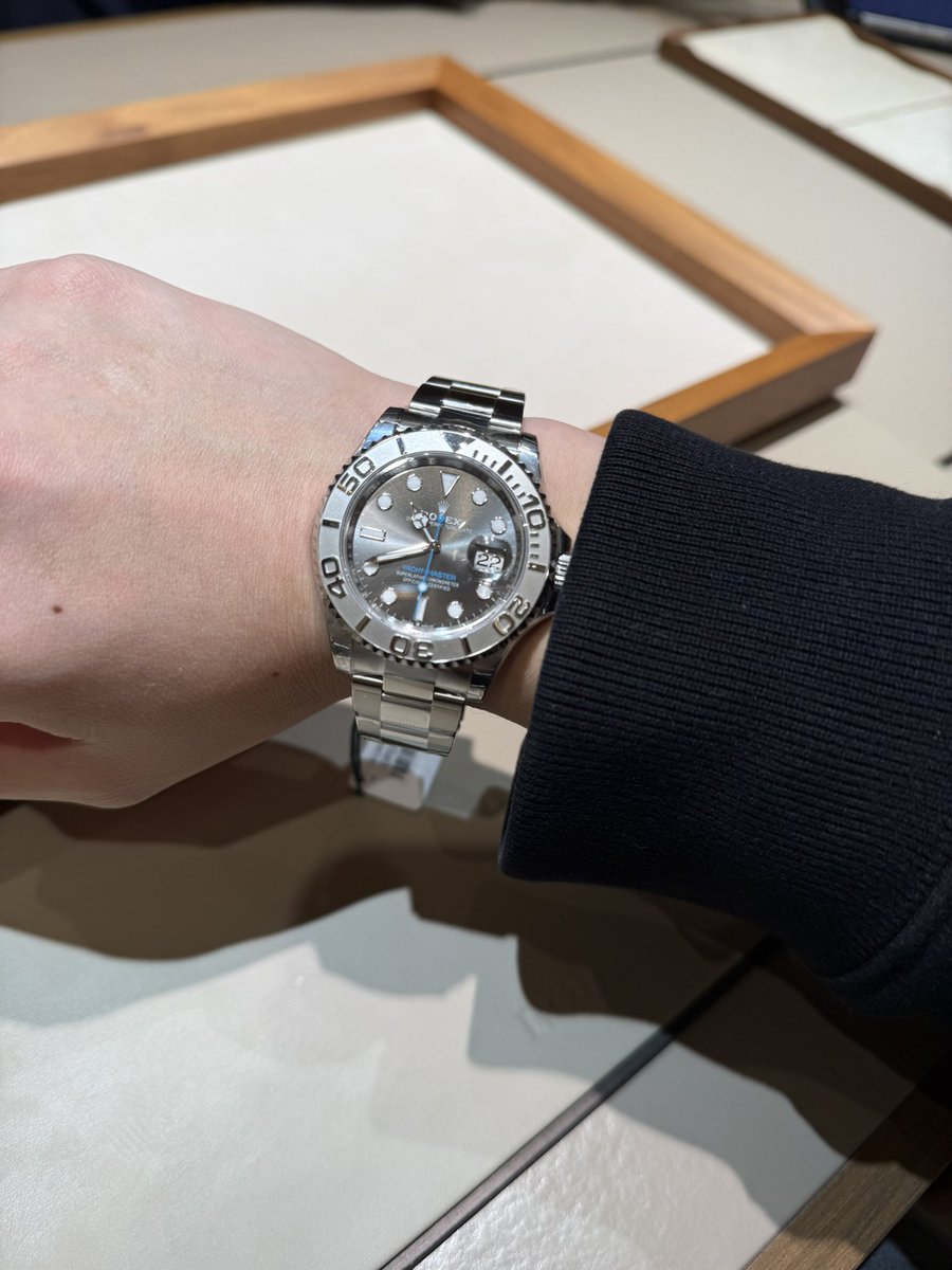 つばめけい tweet media