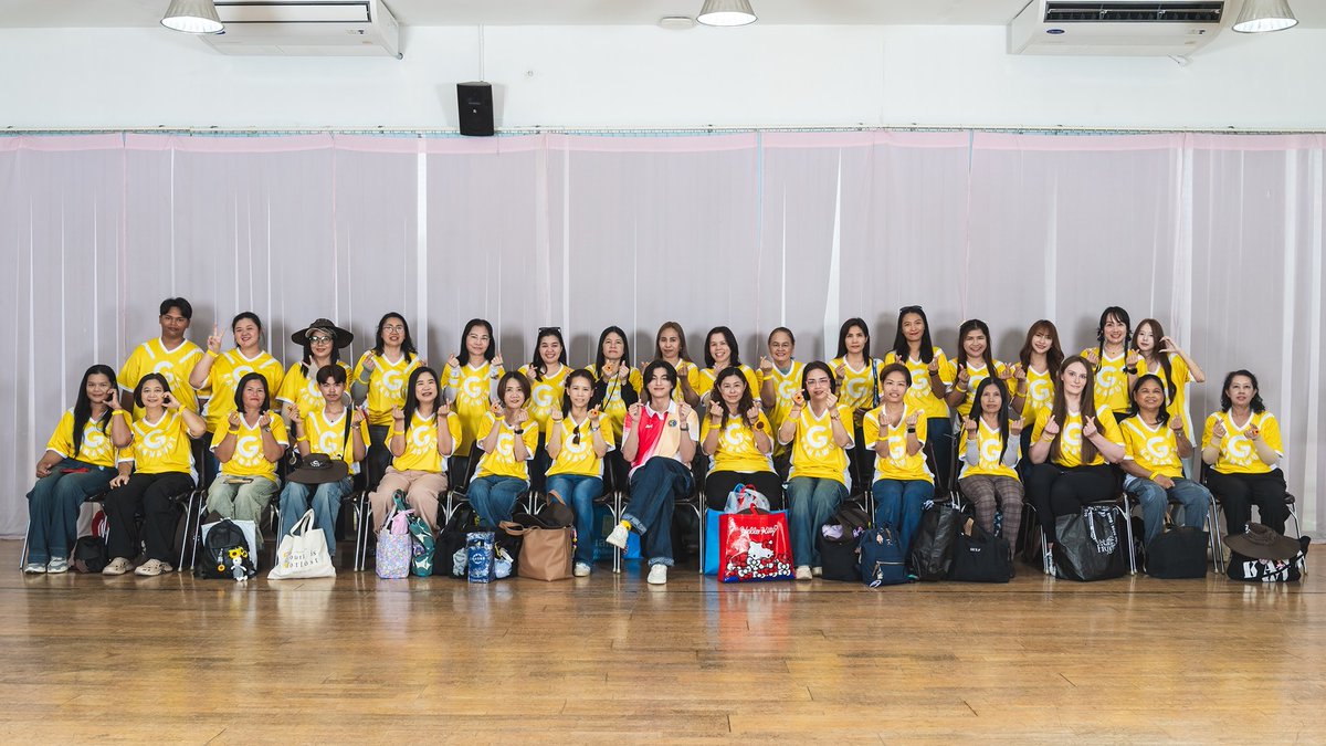 nanthanee27⚽️🌻🌻⚽️ Fan Account tweet media