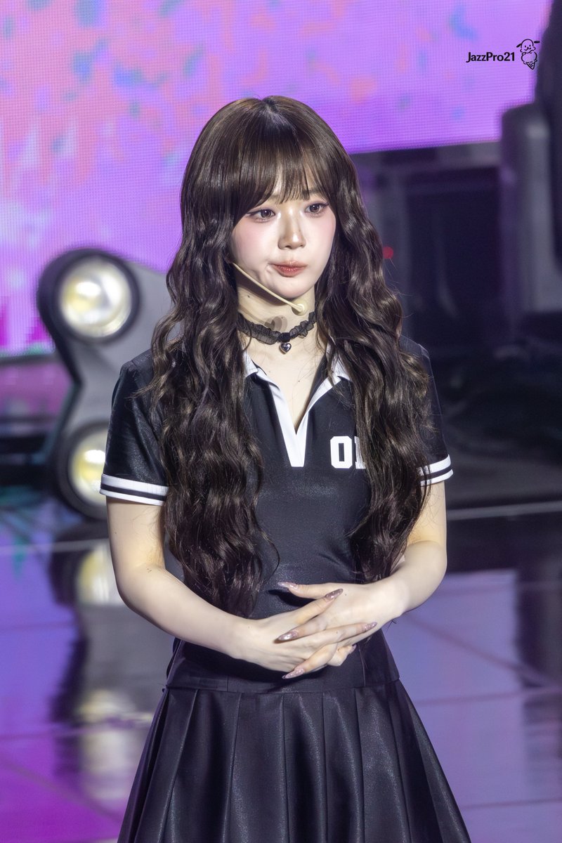 260405 콘서트    

깊은 생각에 잠겨 

#tripleS #트리플에스 #윤서연 #YoonSeoyeon #서연