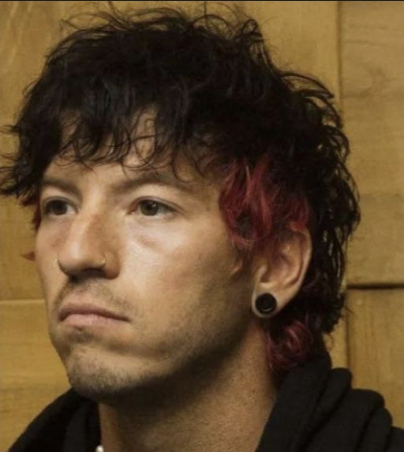 canadiZn tweet media