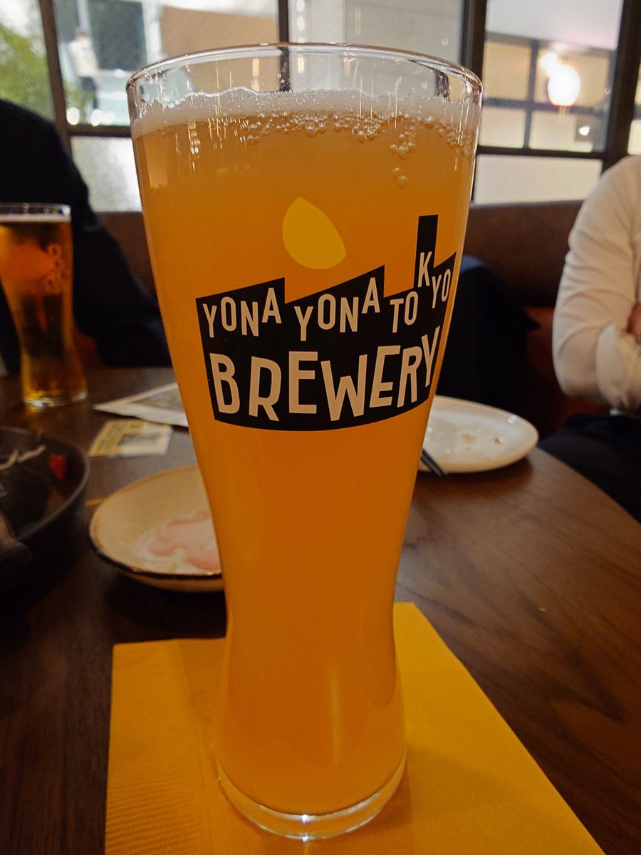 av_master20's tweet photo. 早速行ってきた〜🍺
グッズも売ってたんだけど、パーカー可愛いかった！(写真はTシャツ) https://t.co/Pdpr9ywEHB