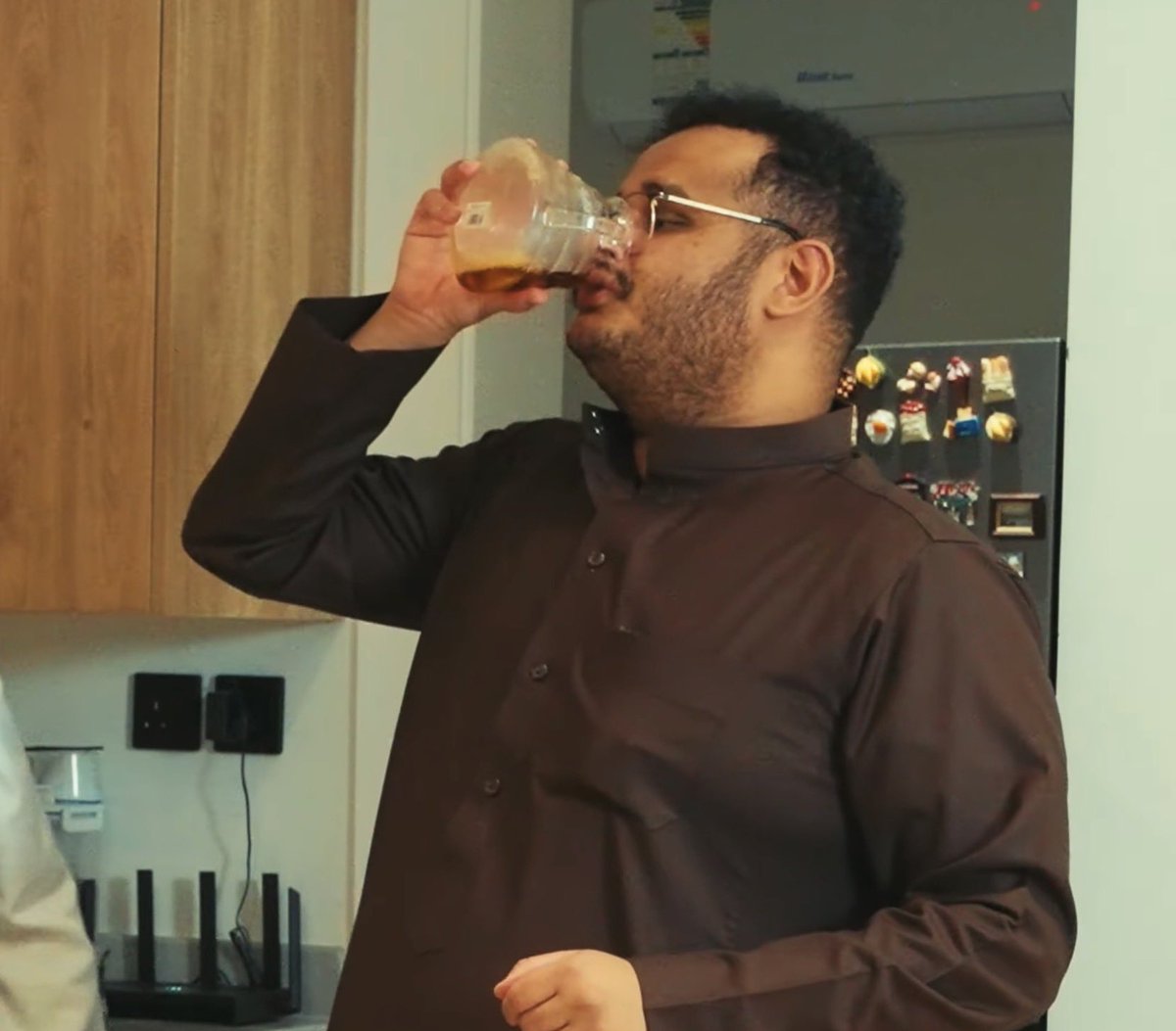 Sage_4i's tweet image. ويبي يفتح كوفي والله لا ابلغ الهيئة