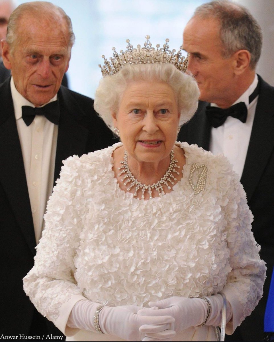 🎩Laird of the Manor 2.0🎩 tweet media