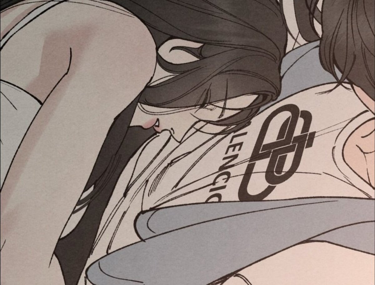 NickyBlueEyes29's tweet image. She is like this with him, but really, she didn't care even an ounce about this guy. Sad...Good thing he looked so good in this chapter.

#toyingwithdaddy
#toydaddy