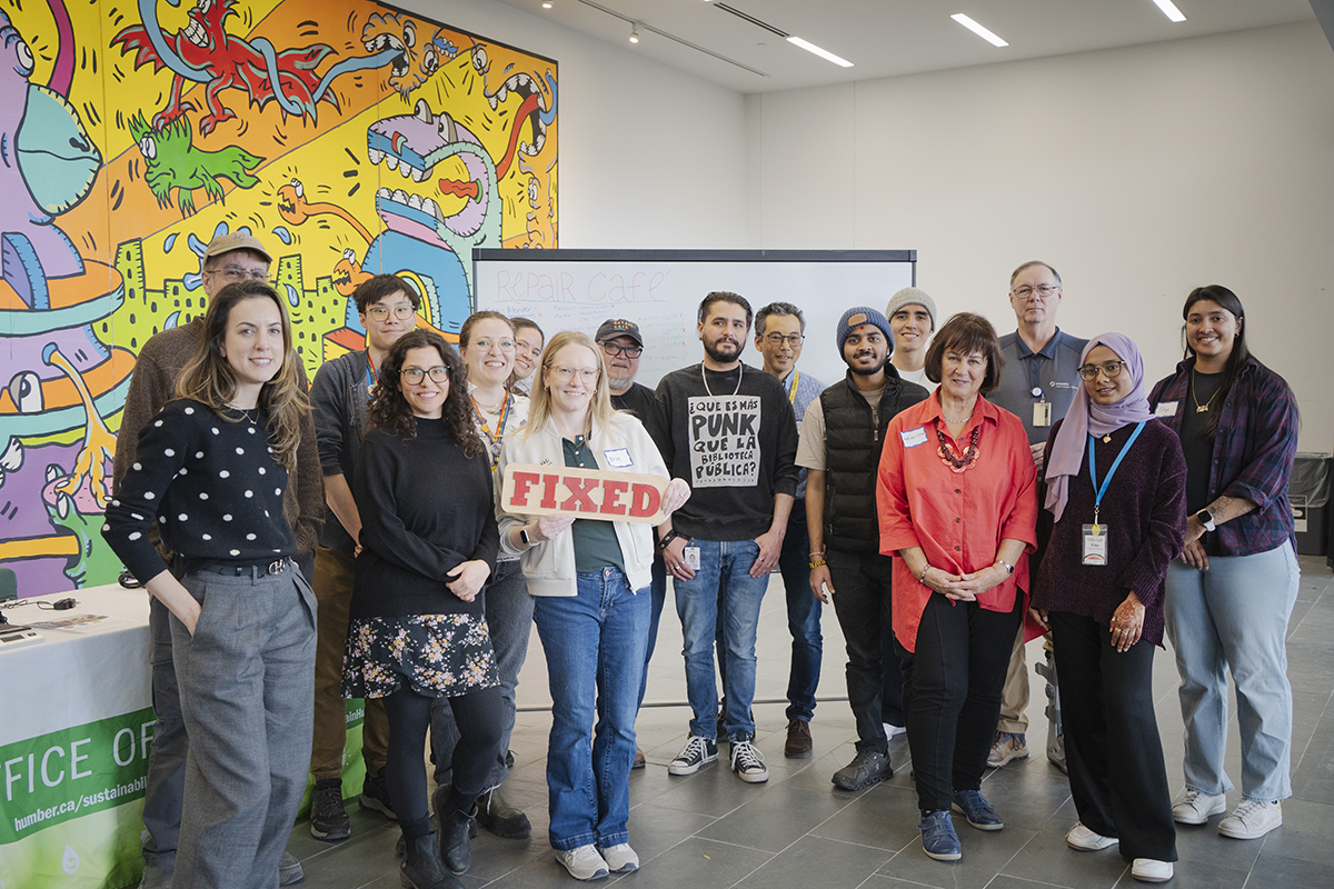HumberToday's tweet photo. ‘It’s rewarding to get an item going again when it would be a shame to have to throw it away’: @HumberPoly's Repair Café event had volunteer fixers repairing items that would otherwise be tossed in the trash. 

Read more in Humber Today: https://t.co/TmXp2ih9re

@SustainHumber https://t.co/jSkwZjFGmu