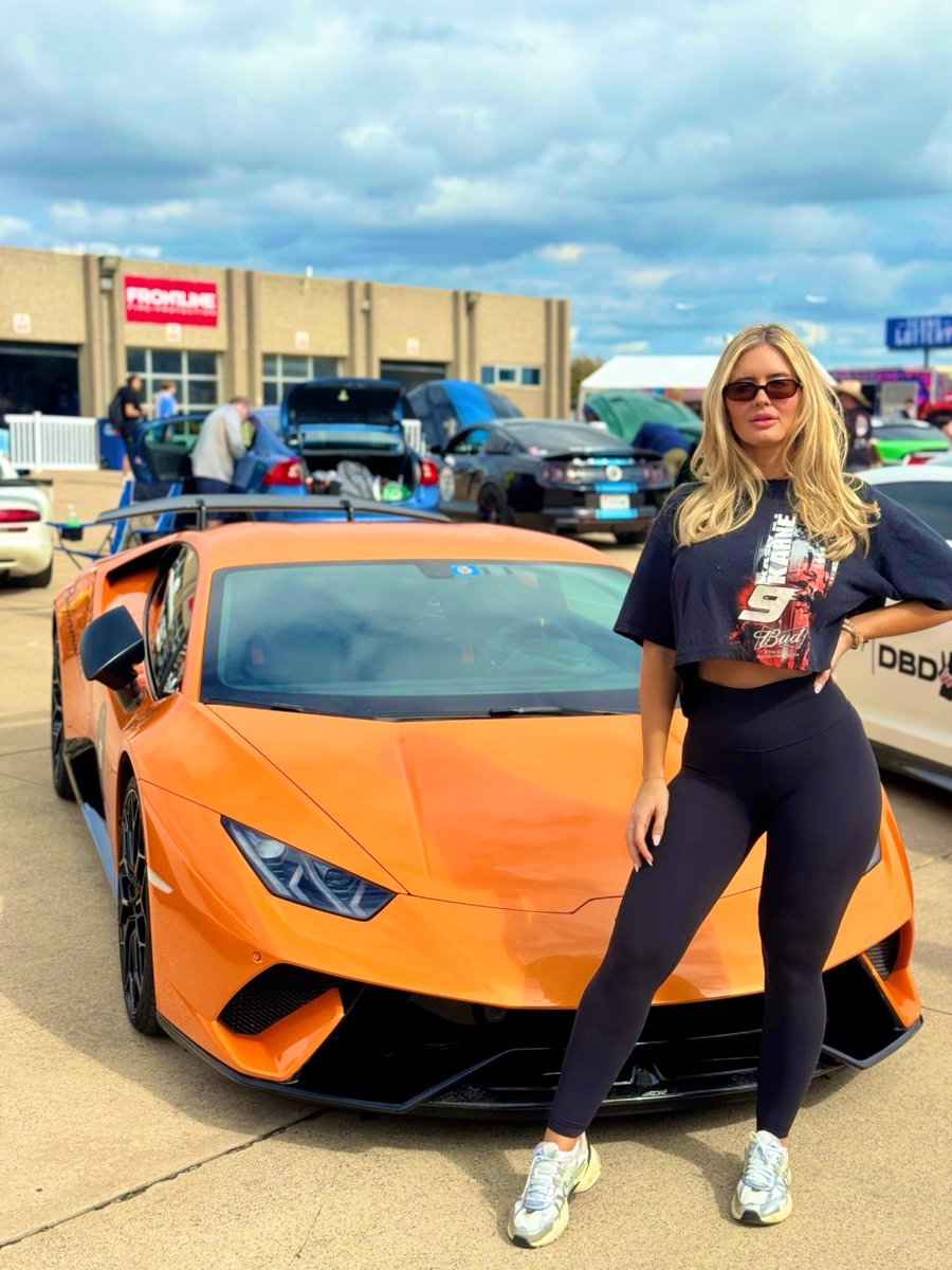 Wow 🤩 it’s amazing car