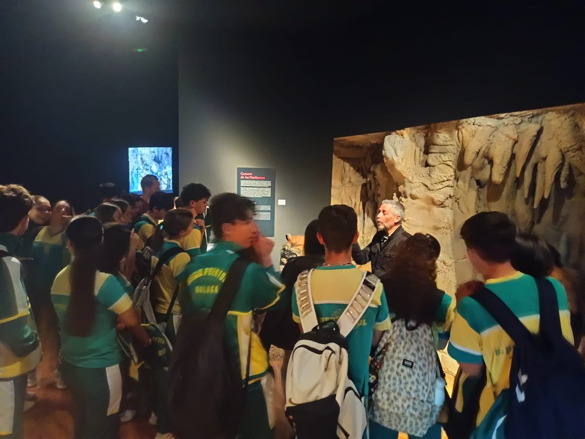 Museo de Nerja tweet media