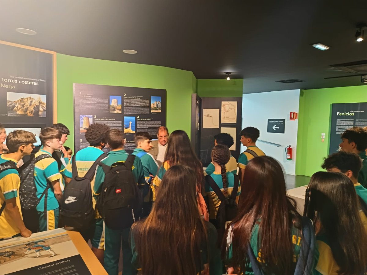 Museo de Nerja tweet media