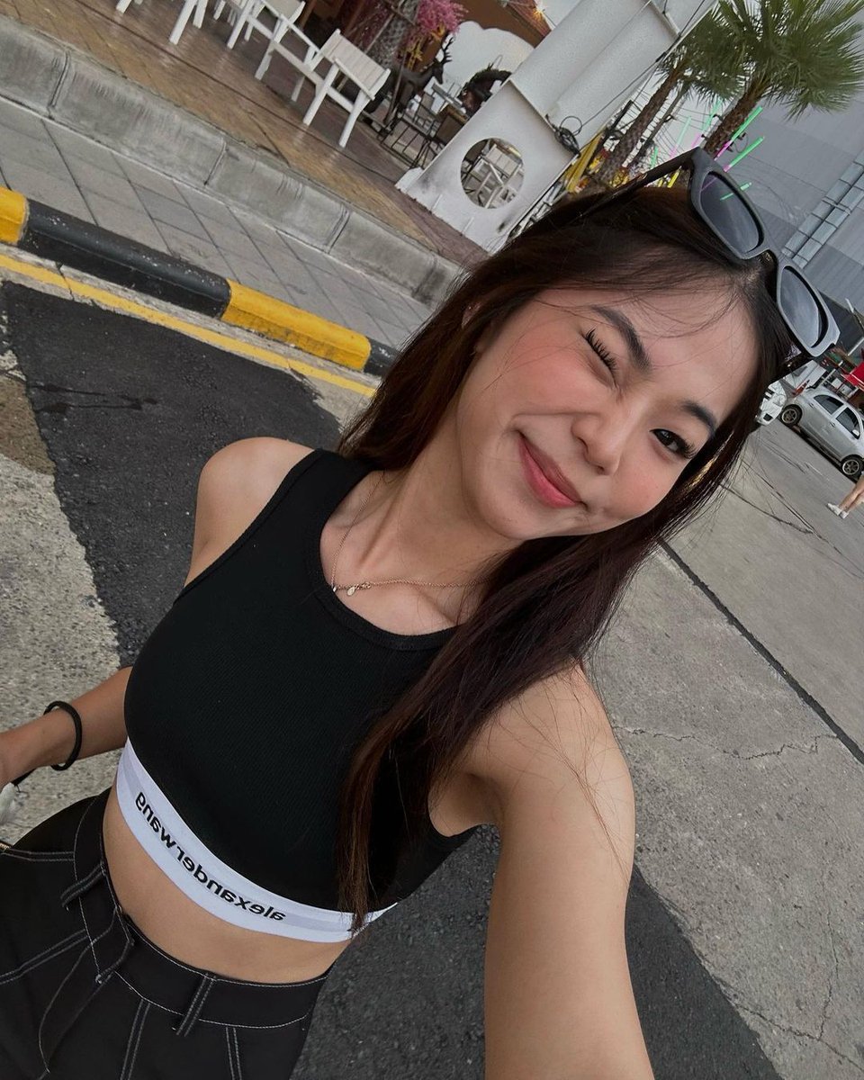 4pitsgoon tweet media