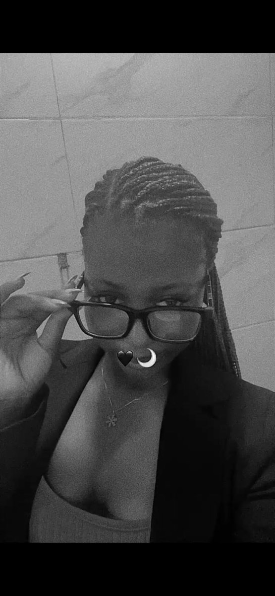 sisi🌹 tweet media