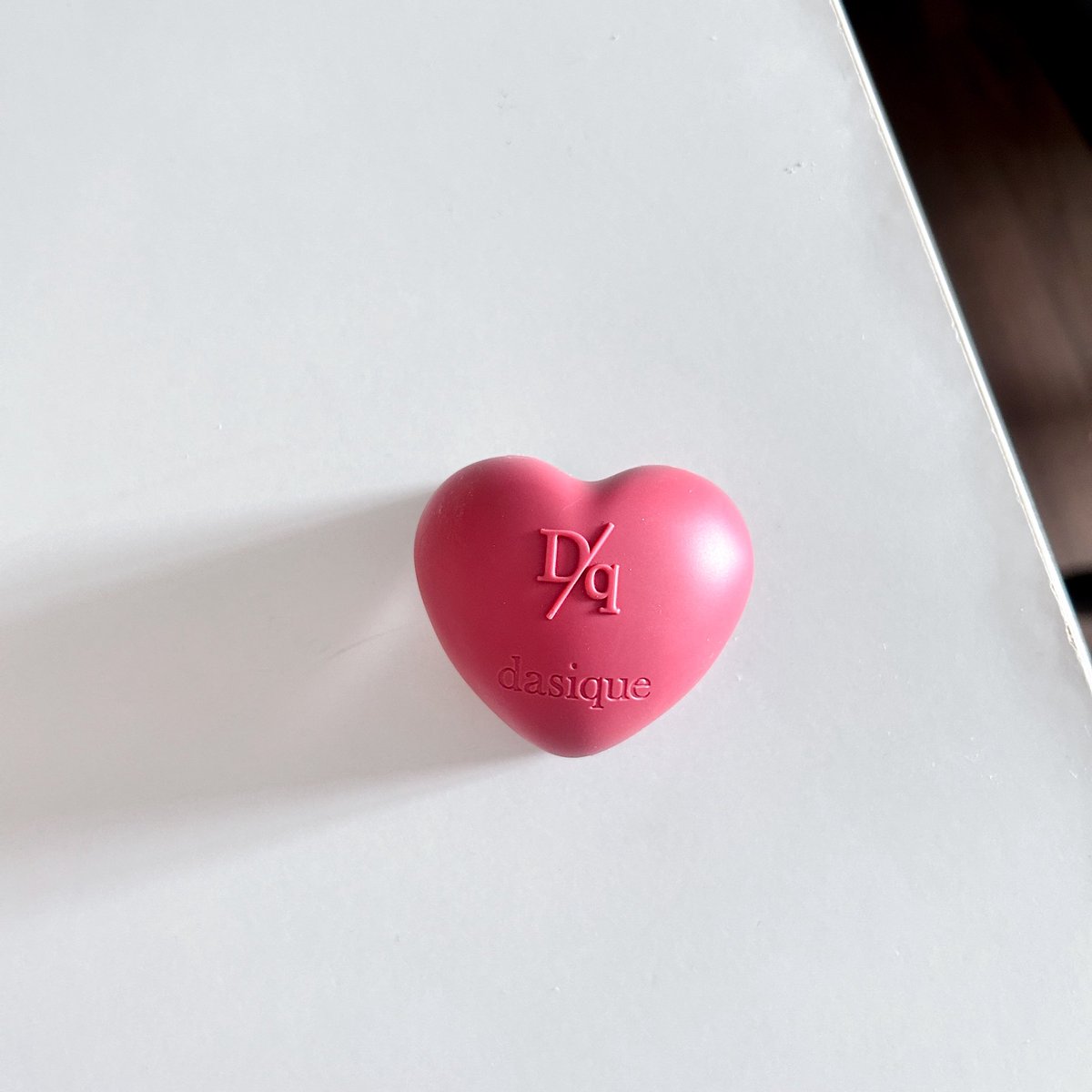 ᙏ̤̫ // tweet media